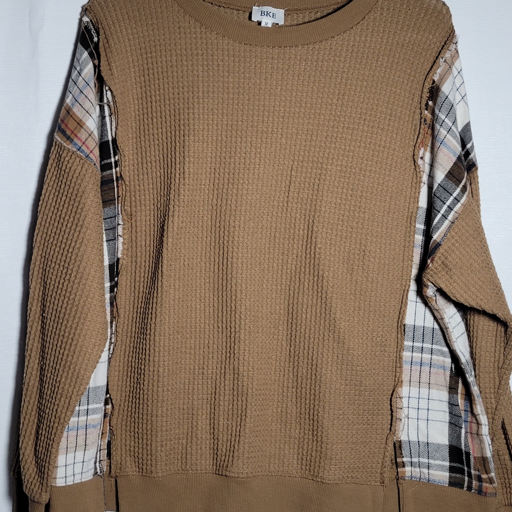 BKE Boutique Medium Waffle Knit Top Tan Plaid Flannel Panel Long Sleeve
